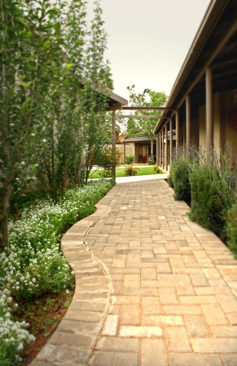 Mondior Manor Guest House Kimberley Bagian luar foto